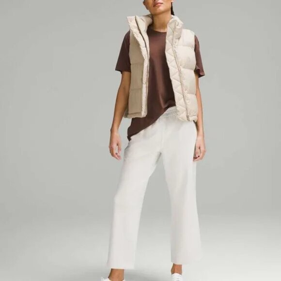 Lululemon Softstreme High-Rise Straight-Leg Cropped Pant Size 4 - Picture 5 of 9